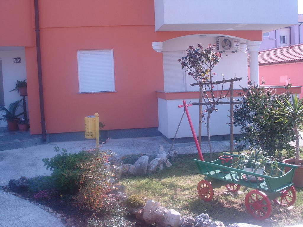פאז'אנה Apartments Buzleta מראה חיצוני תמונה